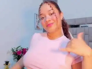 Zuly-jones  live sex cam