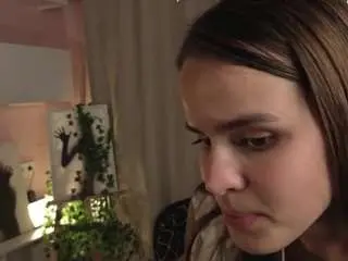 Caseystavrides  live sex cam