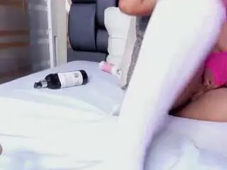 Isa-valverde  live sex cam