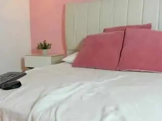 Milly-jonness  live sex cam