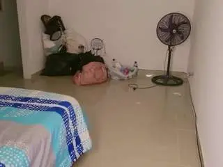 Tamylynn1  live sex cam