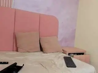Valeryaaura  live sex cam