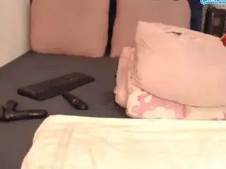 Bootycallever  live sex cam