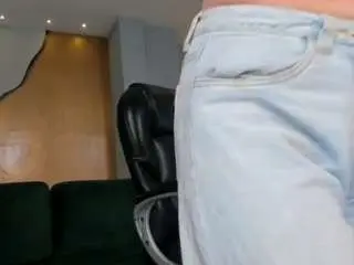 Megancross  live sex cam