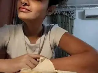 Moirahaybarger  live sex cam