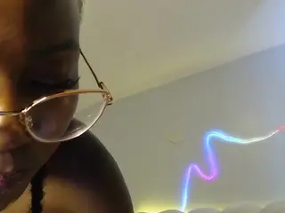 Nastybree  live sex cam