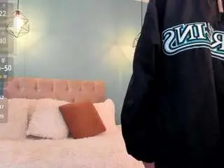 Nora-vennucci  live sex cam