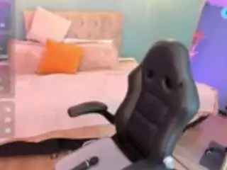 Nora-vennucci  live sex cam