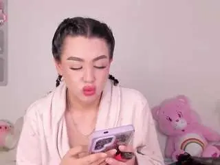 Yunahott  live sex cam