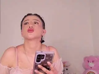 Yunahott  live sex cam
