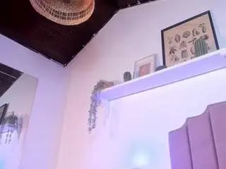 Abigail-lady  live sex cam