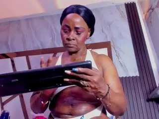 Lola-hornei  live sex cam