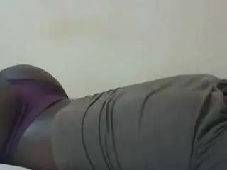 Sella-bella  live sex cam