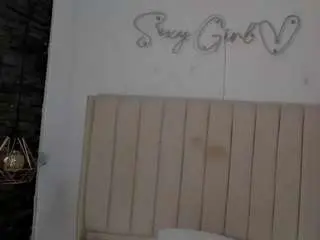 Abrilcastroo  live sex cam