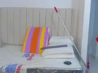 Abrilcastroo  live sex cam