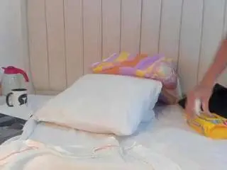 Abrilcastroo  live sex cam
