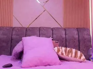 Bss-naia  live sex cam