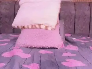 Bss-naia  live sex cam