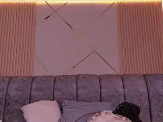 Bss-naia  live sex cam