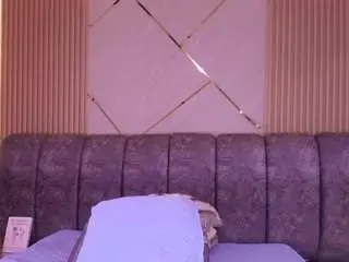 Bss-naia  live sex cam