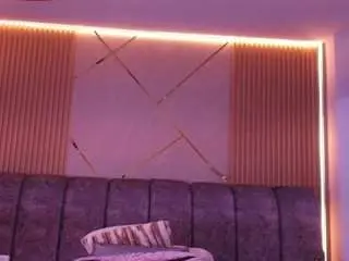 Bss-naia  live sex cam