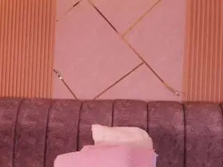 Bss-naia  live sex cam