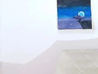 Catherinebrowm  live sex cam
