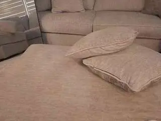 Hotwifeamber  live sex cam