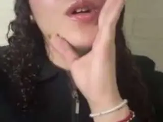 Liz-martins  live sex cam