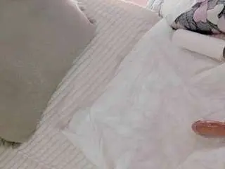 Nicolette69v  live sex cam