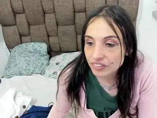 Casey-jamess  live sex cam