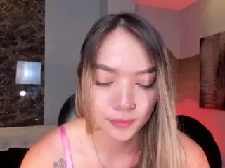 Haleygreen1  live sex cam