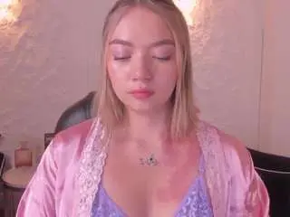Haleygreen1  live sex cam