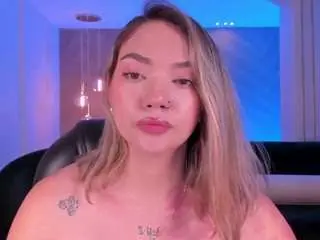 Haleygreen1  live sex cam