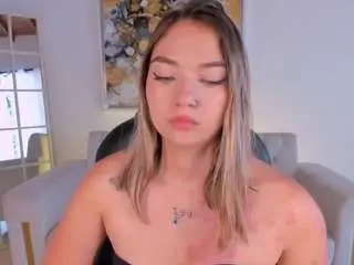 Haleygreen1  live sex cam