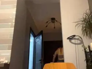 Jeniffermedieros  live sex cam