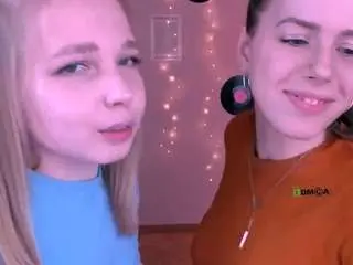 Lumi-soft  live sex cam