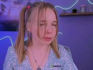 Lumi-soft  live sex cam