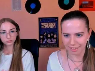 Lumi-soft  live sex cam