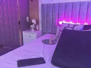 Sofii-cruz  live sex cam