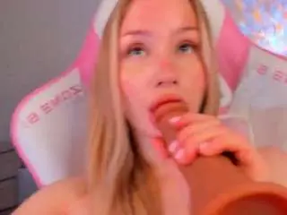 Eva-william  live sex cam