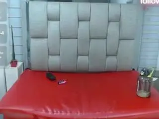 Evelinzaens  live sex cam