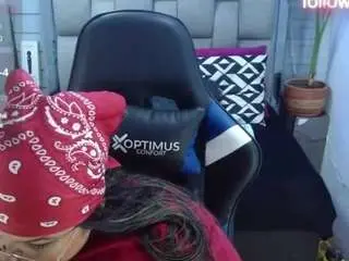 Evelinzaens  live sex cam