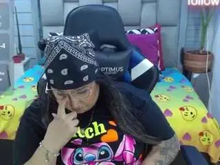 Evelinzaens  live sex cam