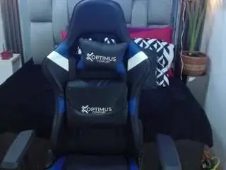 Evelinzaens  live sex cam