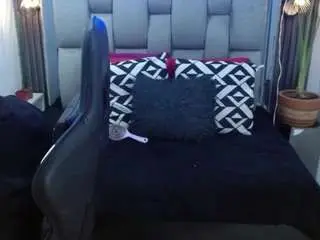 Evelinzaens  live sex cam