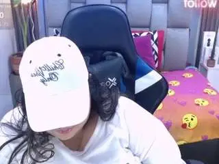 Evelinzaens  live sex cam