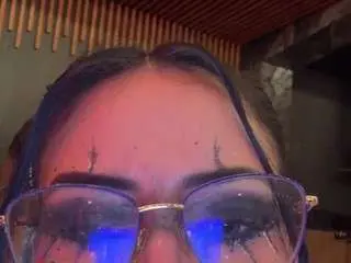 Madymonroe  live sex cam