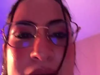 Madymonroe  live sex cam