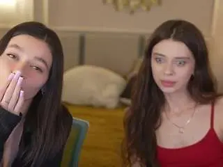 Reginasweet054  live sex cam